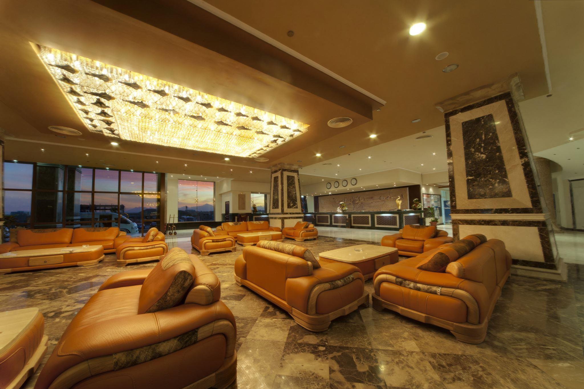 Amc Royal Hotel & Spa — 7