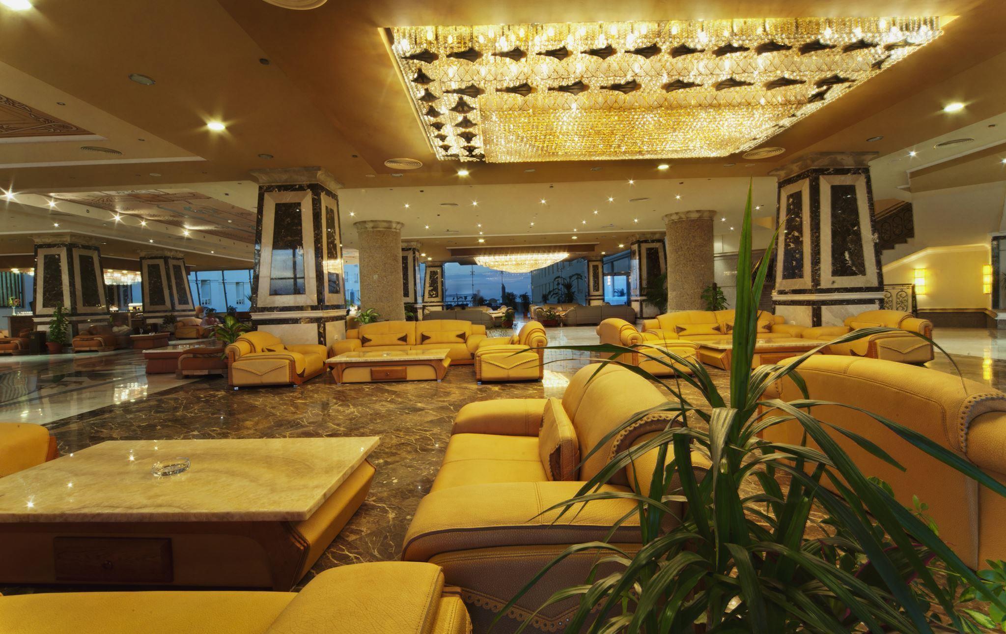 Amc Royal Hotel & Spa — 8
