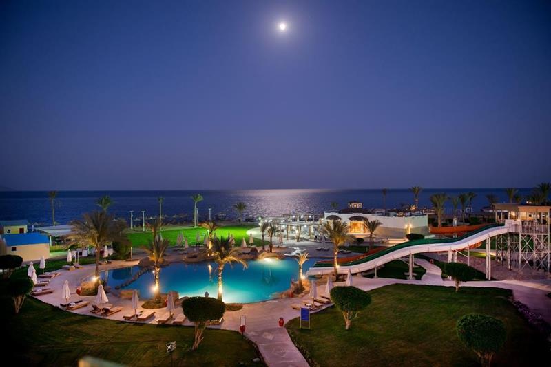Amphoras Beach Hotel — 8