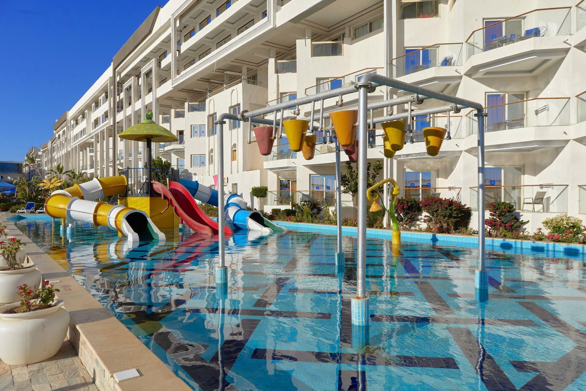 Bellagio Beach Resort — 4