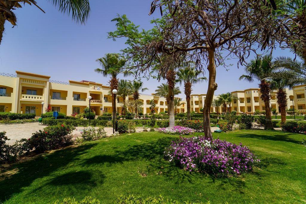 Blue Reef Resort — 2