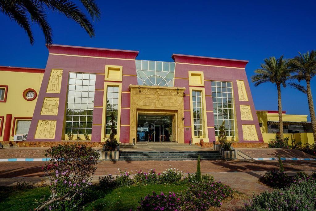 Blue Reef Resort — 4