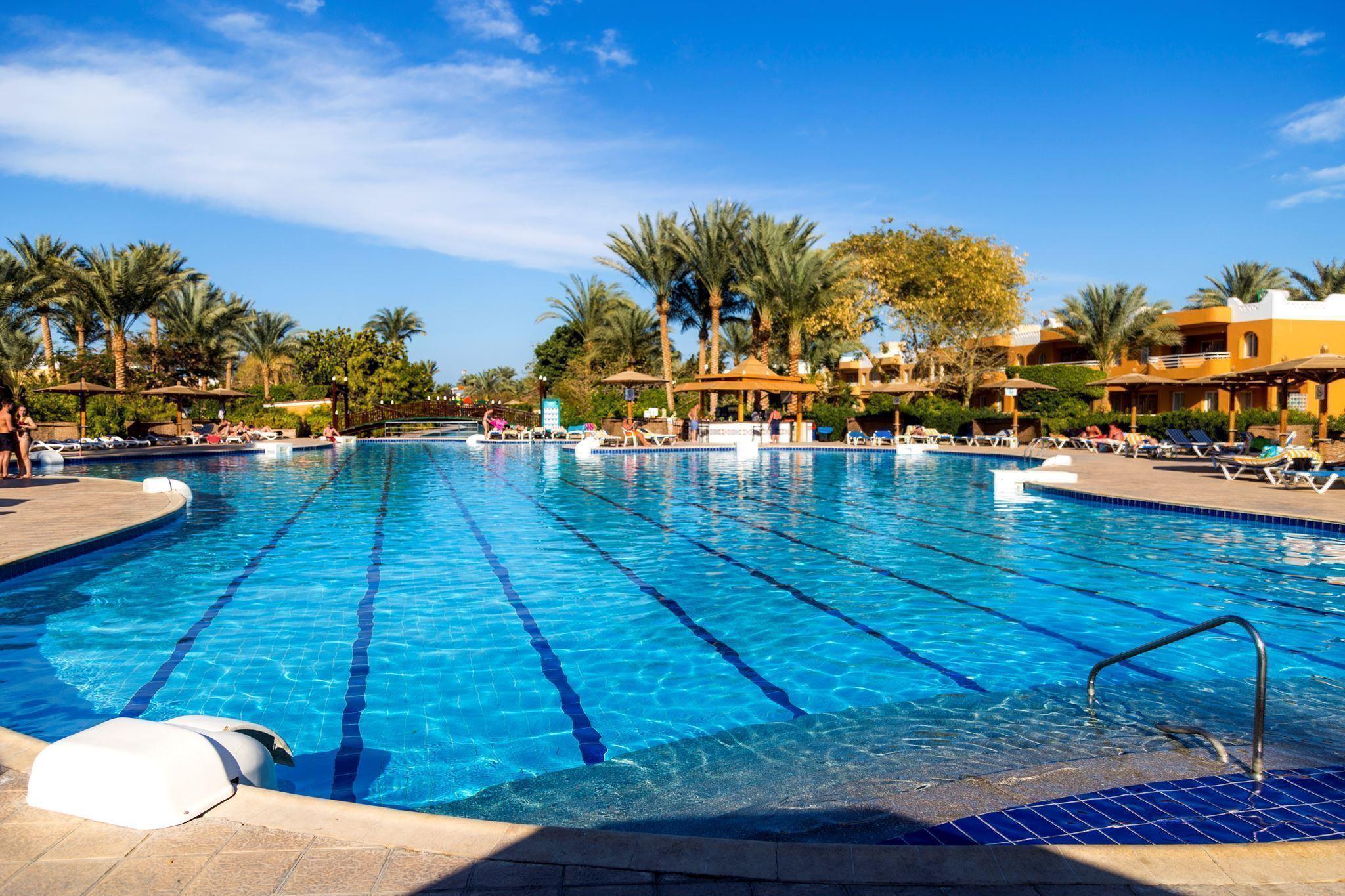 Golden Beach Resort (Ex. Movie Gate) — 4