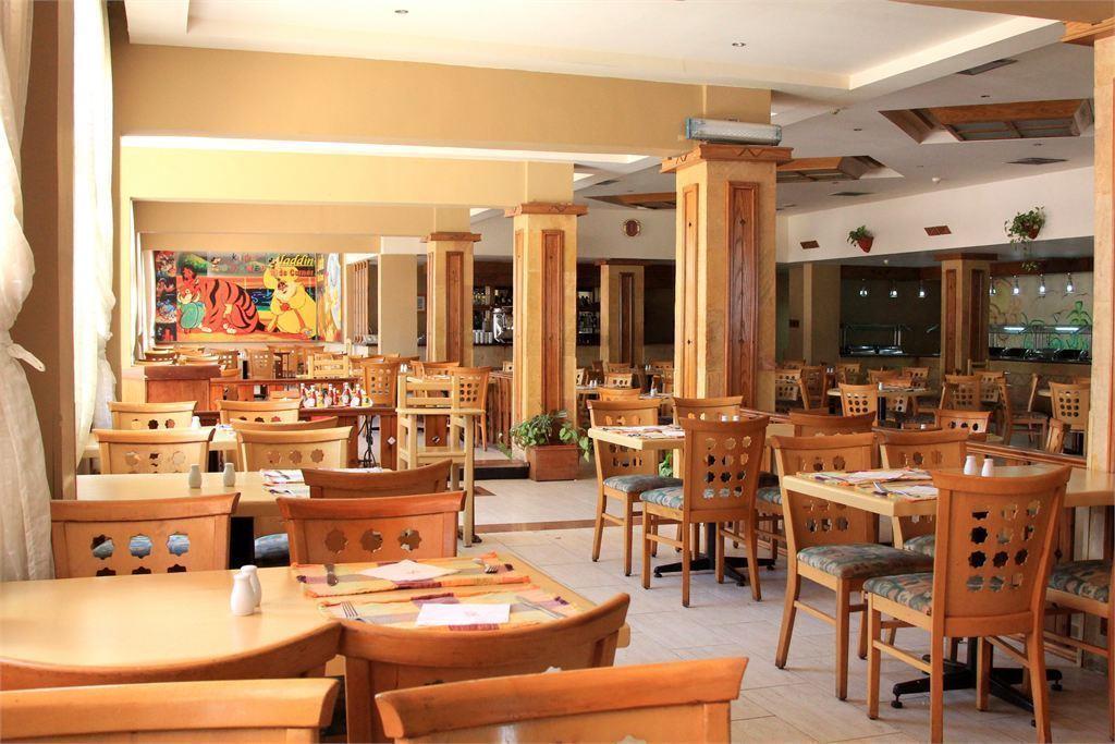 Le Pacha Beach Resort Hurghada — 8
