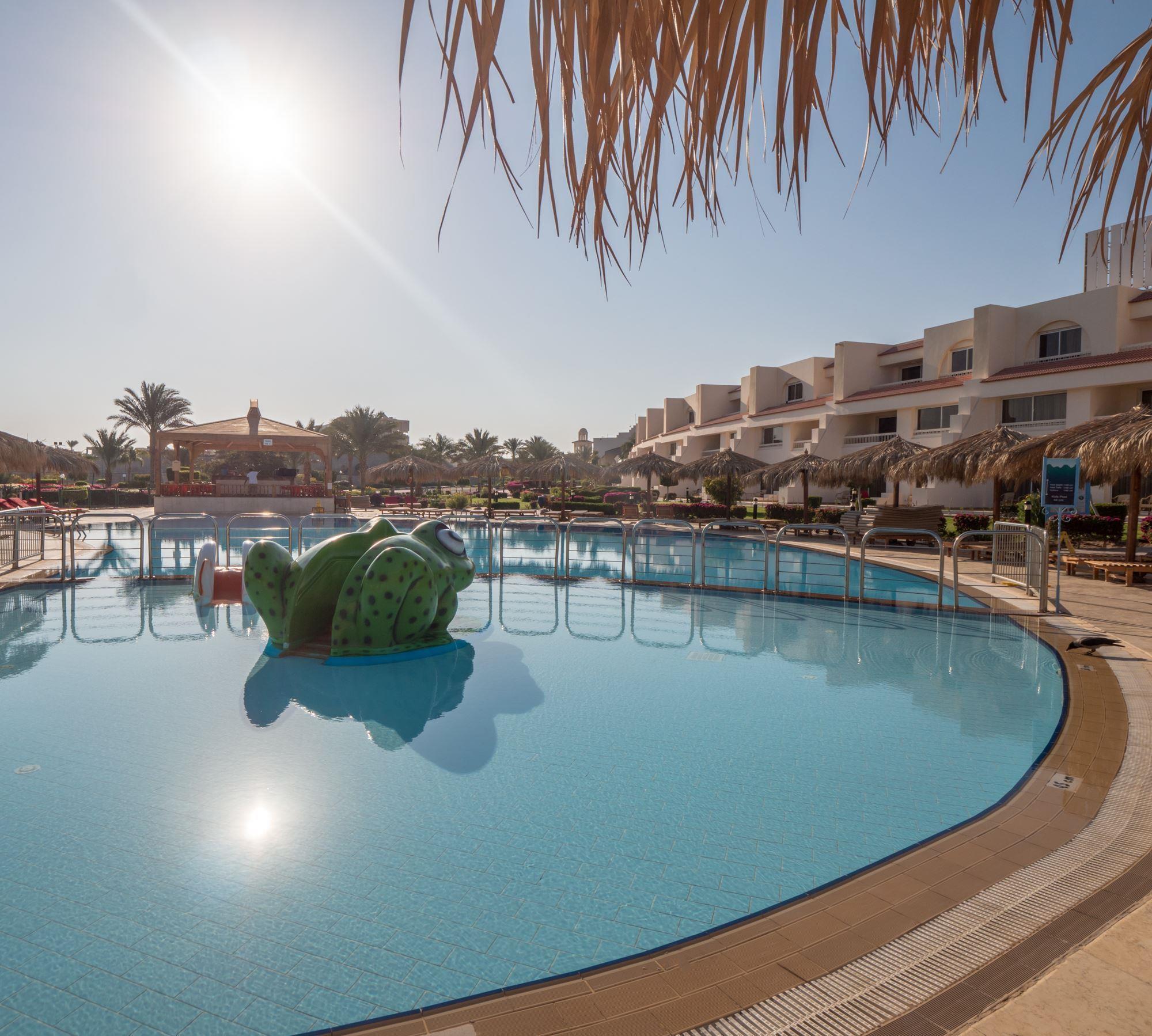 Long Beach Resort Hurghada (Ex. Hilton Long Beach Resort) — 8