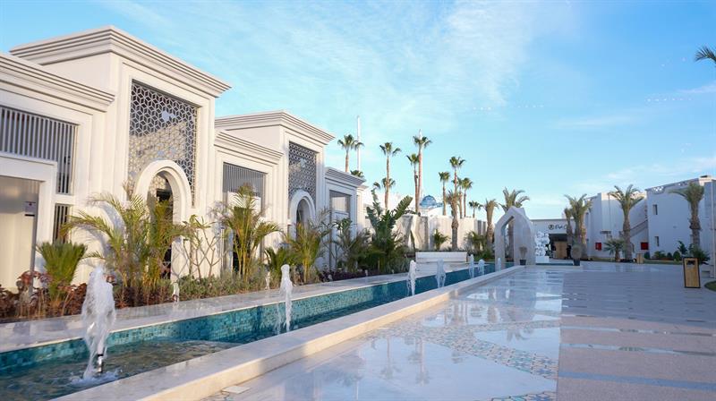 Posh Club by Sunrise Remal Beach