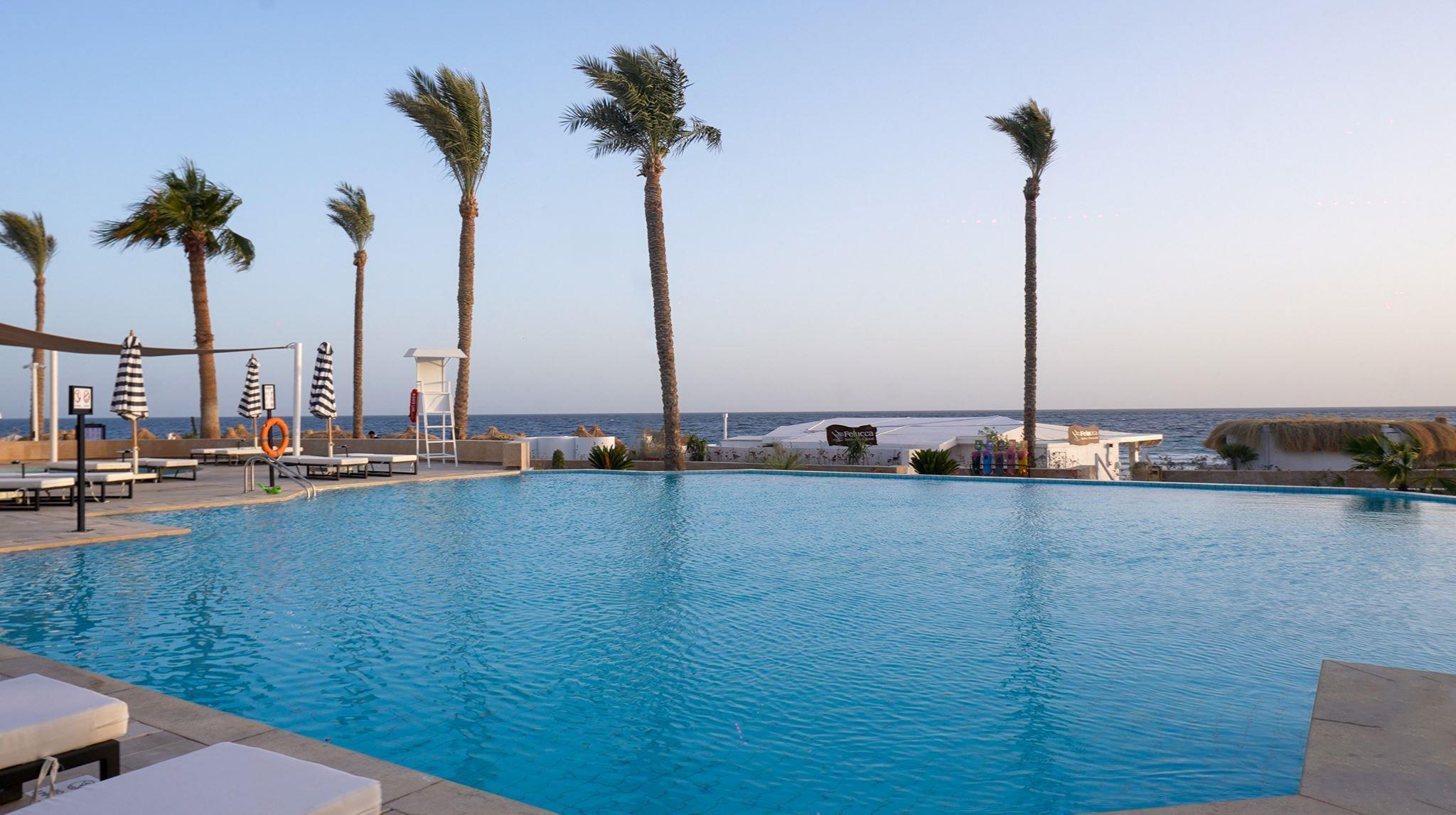 Posh Club by Sunrise Remal Beach — 2