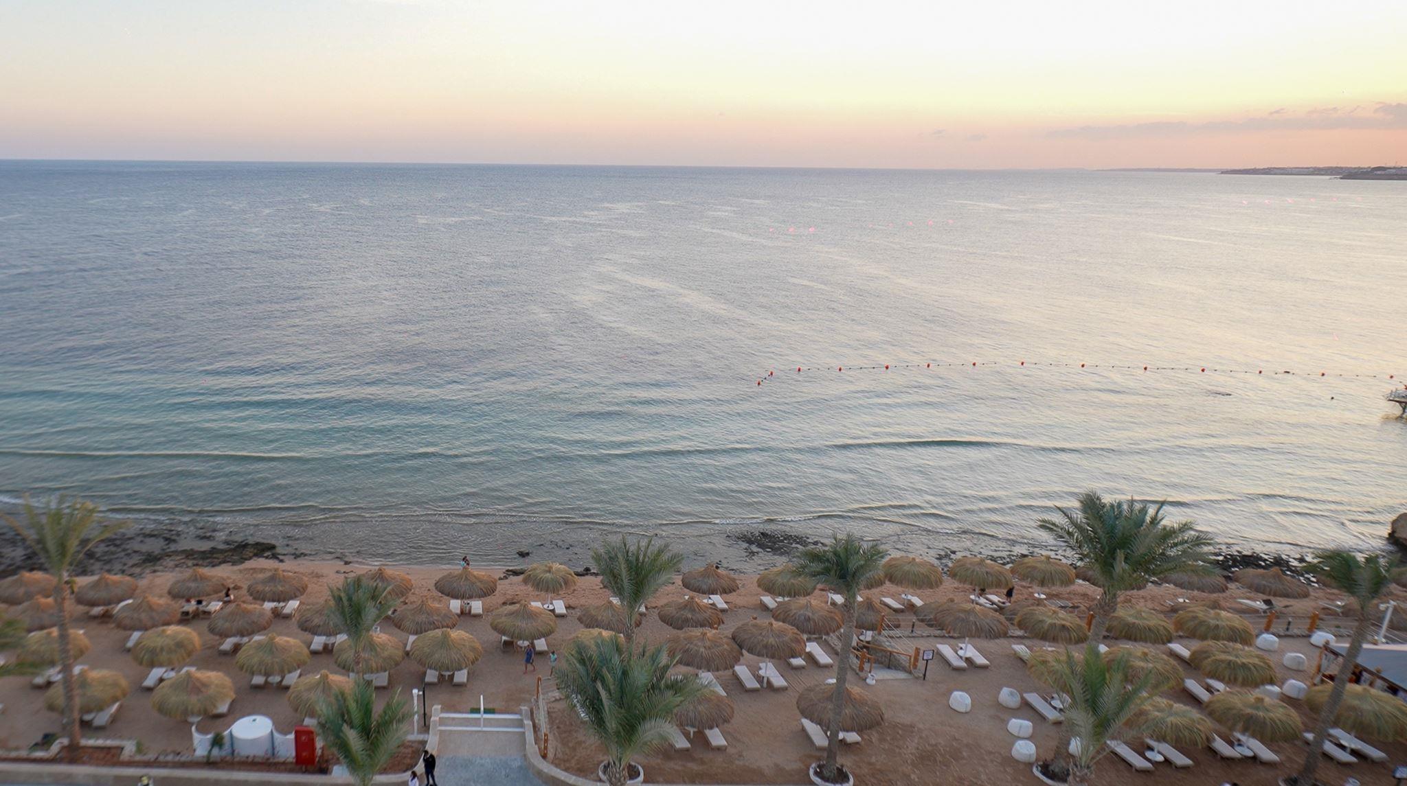 Posh Club by Sunrise Remal Beach — 5