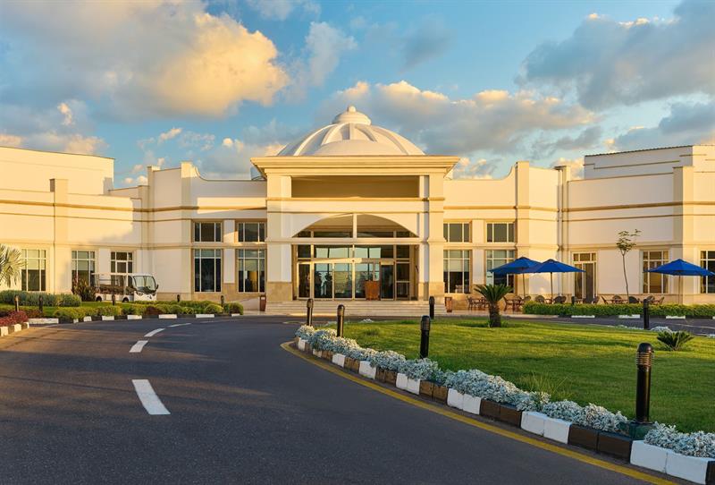 Renaissance Sharm El Sheikh Golden View Beach Resort by Marriott — 3