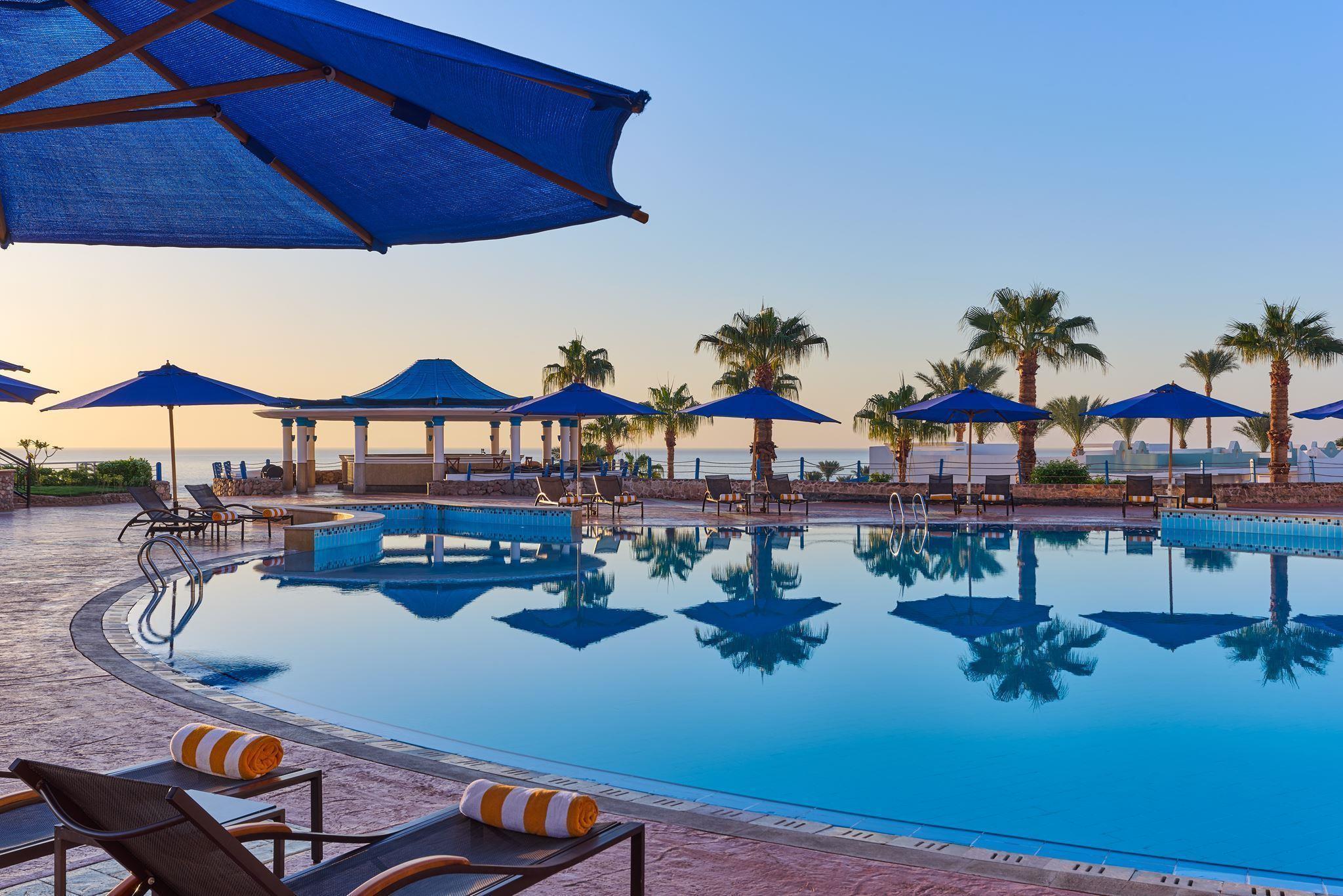 Renaissance Sharm El Sheikh Golden View Beach Resort by Marriott — 7