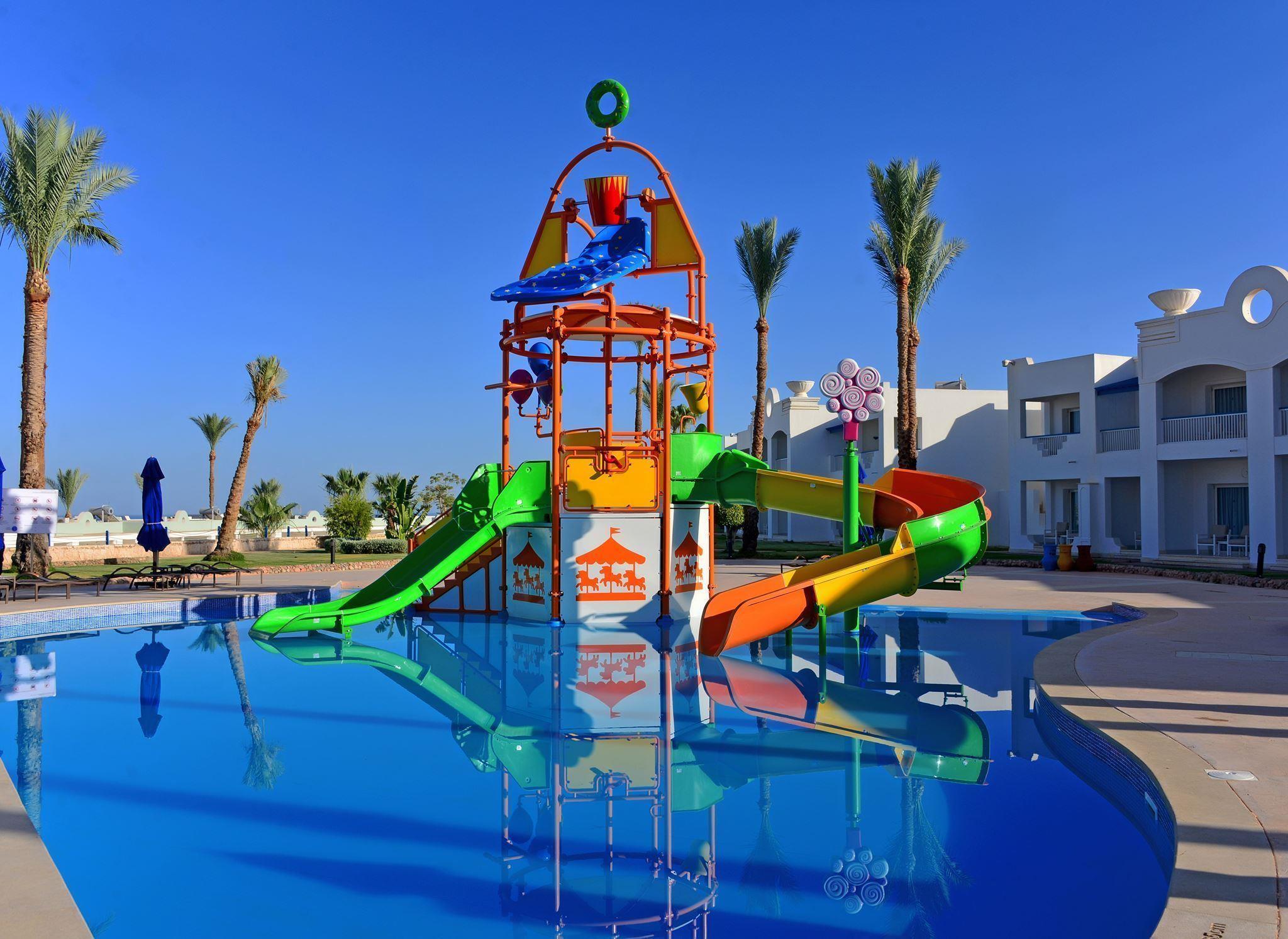 Renaissance Sharm El Sheikh Golden View Beach Resort by Marriott — 9