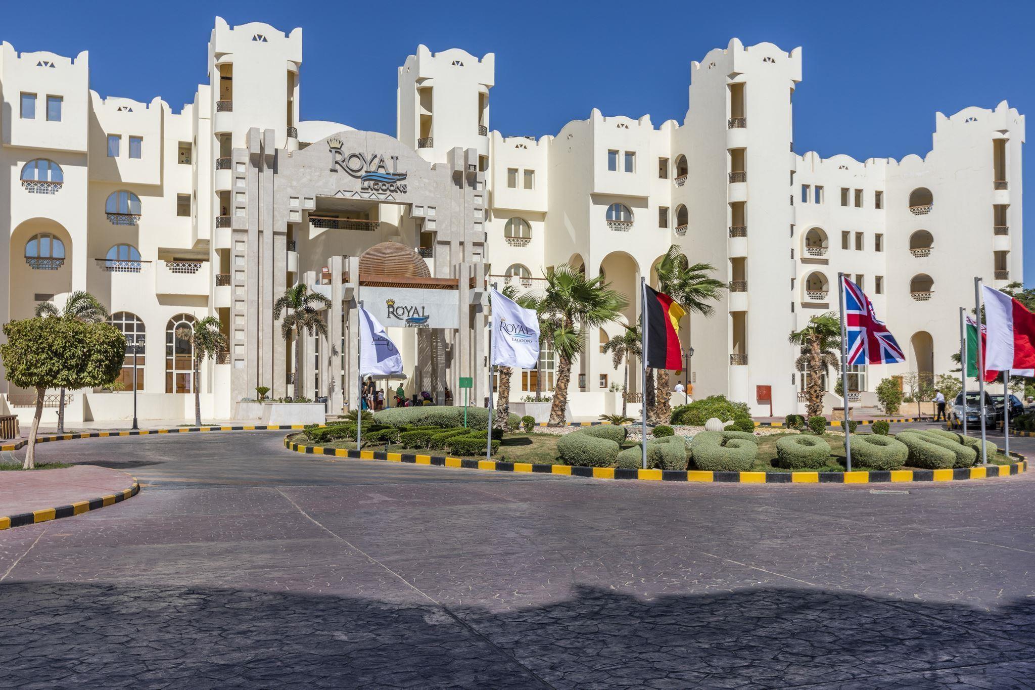 Royal Lagoons Resort & Aqua Park — 7