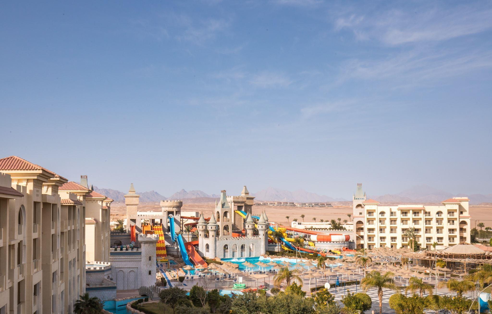 Serenity Alma Resort (Fun City) — 2