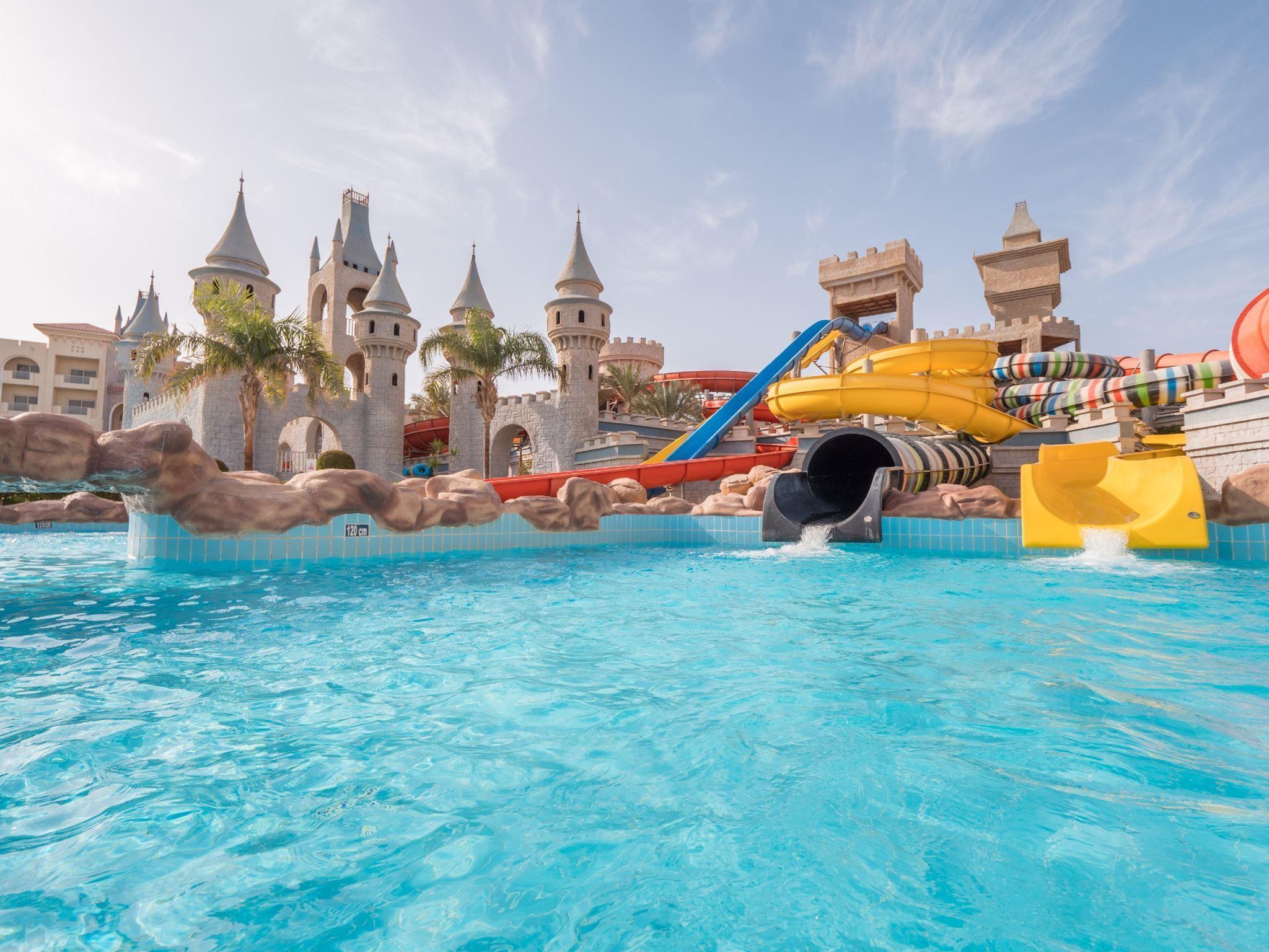 Serenity Alma Resort (Fun City) — 5