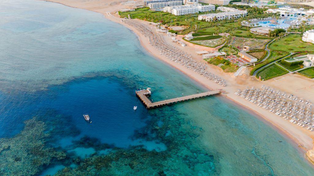 Sirena Beach Resort and Spa — 4