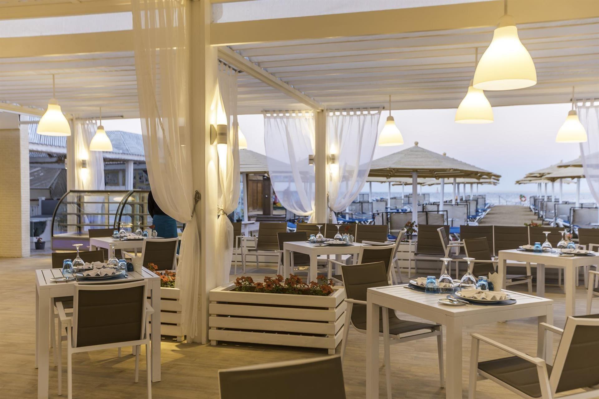 Sunrise Holidays Resort (Adult Only +16) — 8