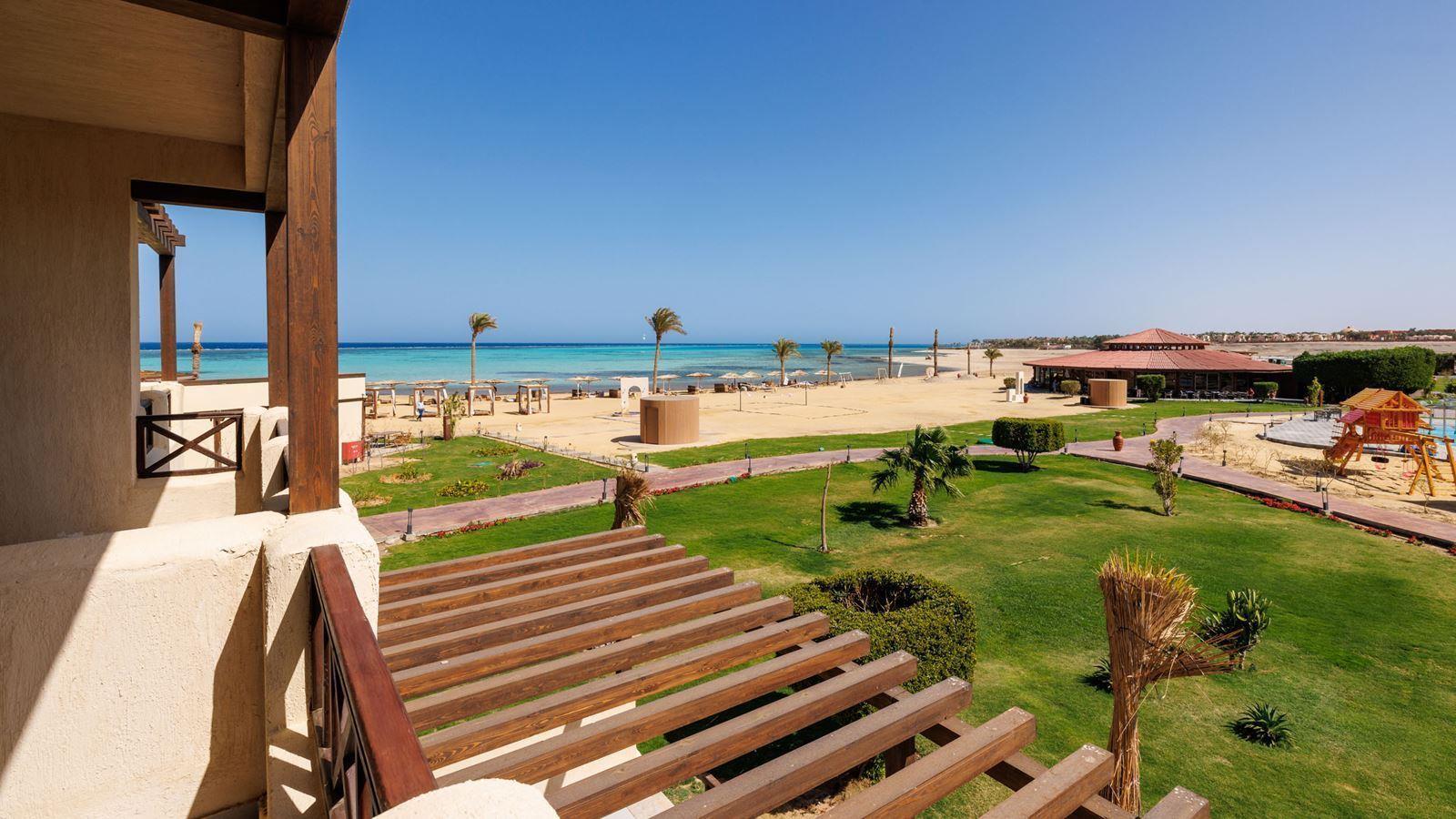 True Beach Resort — 8