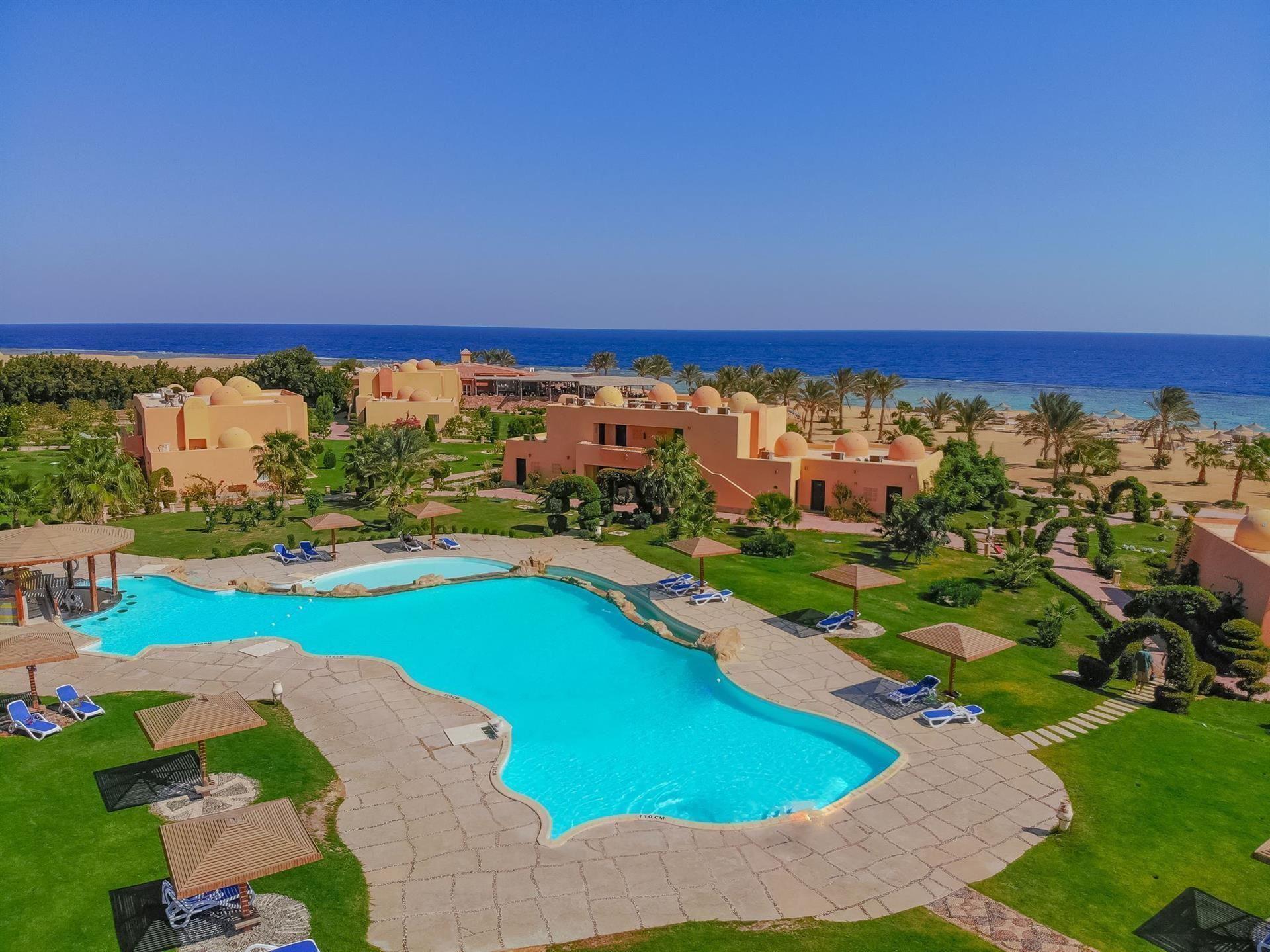 Wadi Lahmy Azur Resort — 2