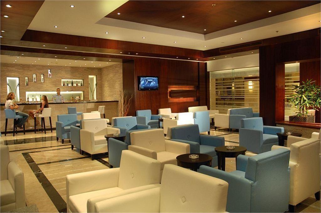Xperience Sea Breeze Resort — 8